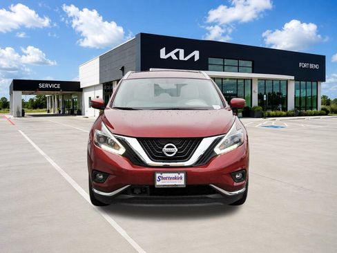 Used 2018 Nissan Murano SL FWD image 2