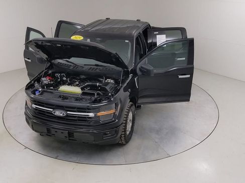 Certified 2025 Ford F150 XLT w/ Equipment Group 301A Standard image 43