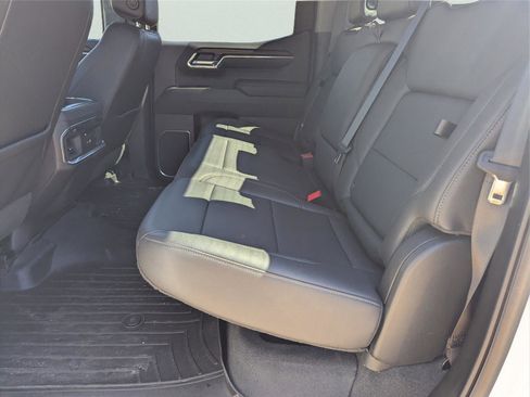 Used 2024 GMC Sierra 1500 SLT w/ SLT Premium Package image 9