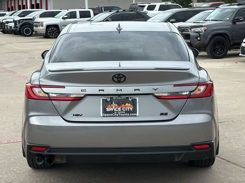 Certified 2026 Toyota Camry SE image 4
