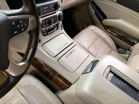 Used 2016 GMC Yukon XL Denali w/ Open Road Package AWD/4WD image 15