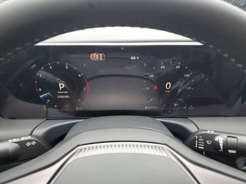 New 2026 Nissan Sentra SV w/ SV Convenience Package FWD image 23