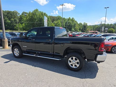 Used 2026 RAM 2500 Big Horn AWD/4WD image 5