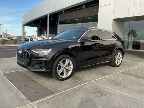 Used 2022 Audi Q8 Premium Plus image 4