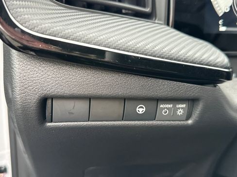 New 2026 Nissan Kicks SR w/ Illumination Package image 12