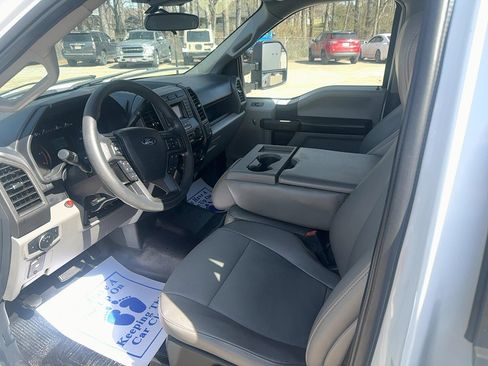 Used 2022 Ford F350 XL w/ Power Equipment Group image 11