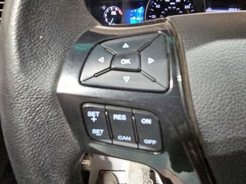 Certified 2017 Ford Explorer XLT w/ Equipment Group 202A AWD/4WD image 28