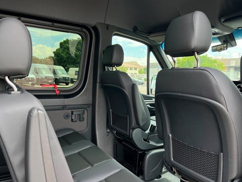 New 2026 Mercedes-Benz Sprinter 2500 image 21