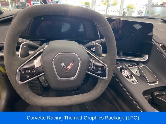 Used 2023 Chevrolet Corvette Stingray Preferred Cpe RWD image 7