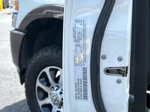 Used 2023 RAM 2500 Limited AWD/4WD image 14