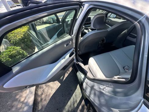 Used 2024 Hyundai Ioniq 6 SEL RWD image 8