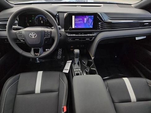 Certified 2026 Toyota Camry SE FWD image 13