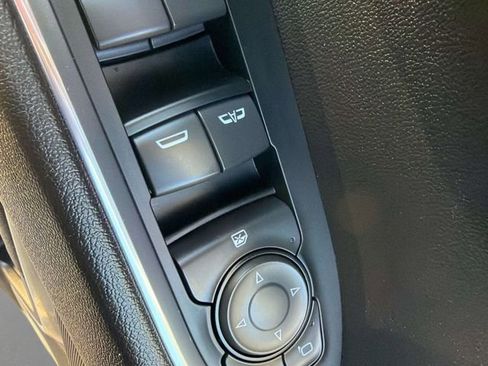 Used 2022 Chevrolet Silverado 1500 LT Trail Boss image 18