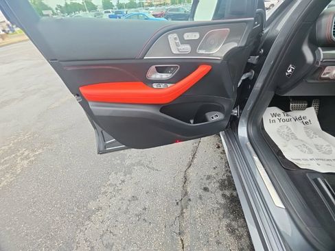 Used 2023 Mercedes-Benz GLE 53 AMG 4MATIC image 13