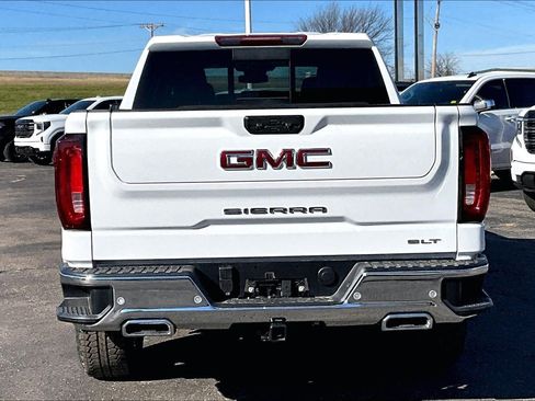 New 2026 GMC Sierra 1500 SLT w/ SLT Premium Plus Package image 4