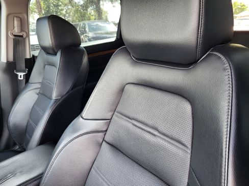 Used 2018 Honda CR-V Touring image 26