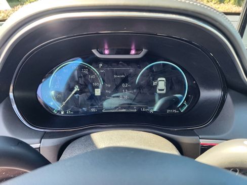 Used 2024 Genesis GV70 3.5T Sport w/ Sport Prestige Package image 33