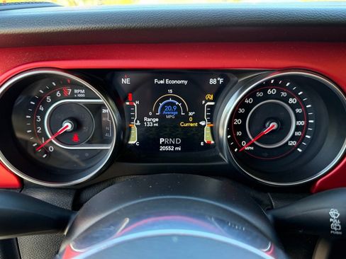 Used 2020 Jeep Wrangler Rubicon image 16