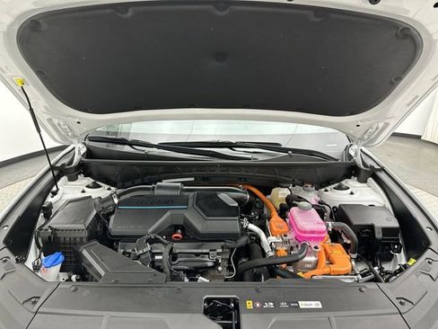 Certified 2025 Hyundai Tucson SEL AWD/4WD image 26