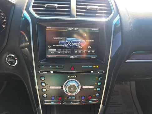 Used 2016 Ford Explorer Platinum AWD/4WD image 14