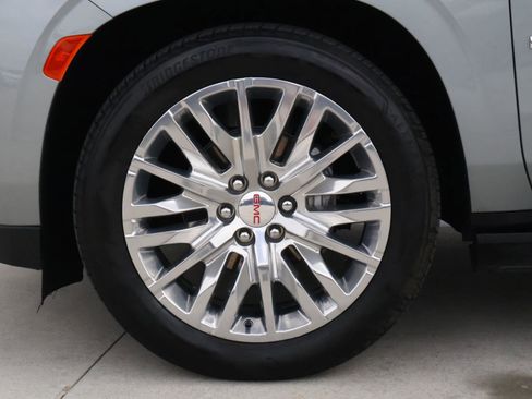 Used 2024 GMC Yukon XL Denali w/ Max Trailering Package image 9