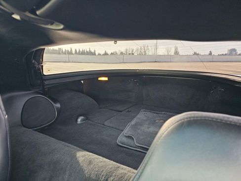 Used 1998 Chevrolet Corvette Coupe image 22