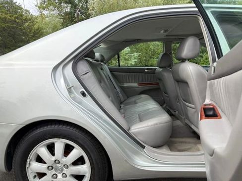 Used 2002 Toyota Camry XLE image 21