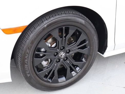 Used 2025 Honda Odyssey Sport-L image 3