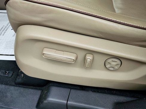 Used 2023 Honda Odyssey Elite image 11