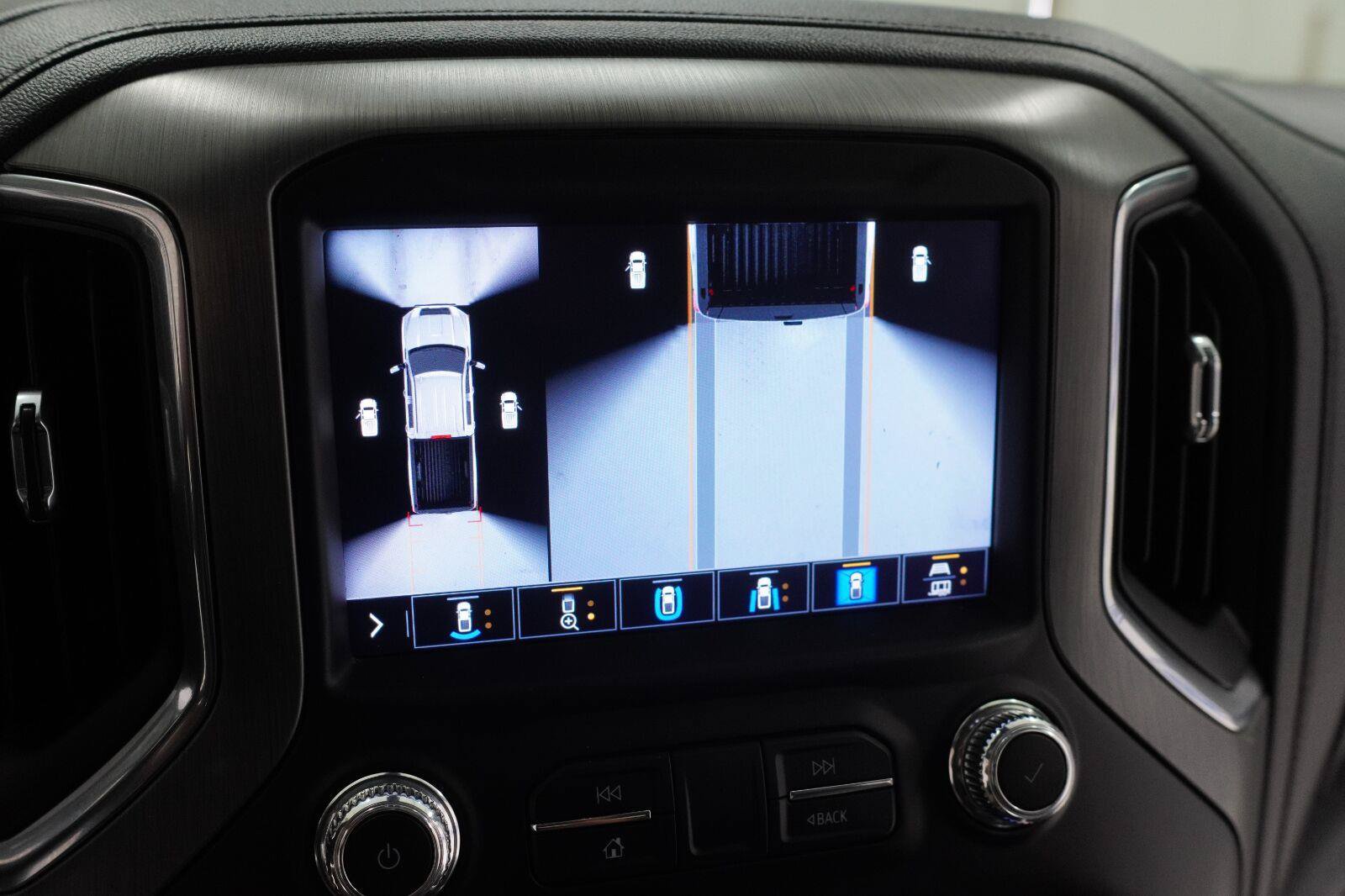 Used 2023 GMC Sierra 2500 Denali w/ Denali Ultimate Package AWD/4WD image 19
