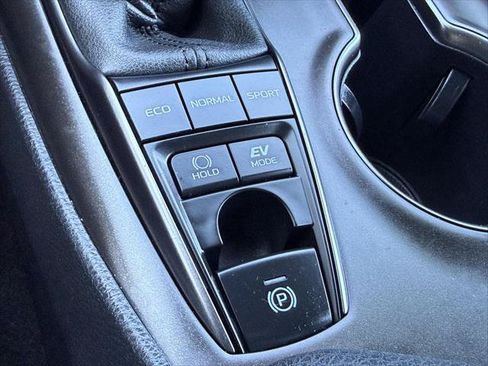 Certified 2024 Toyota Camry SE w/ Audio Upgrade Package FWD image 27