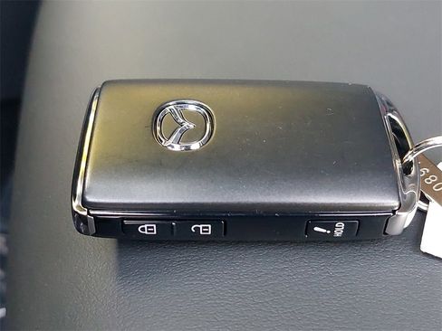 New 2025 MAZDA CX-30 AWD 2.5 S w/ Select Sport Pkg image 36