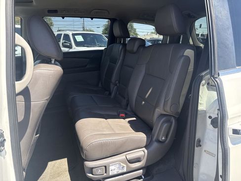 Used 2016 Honda Odyssey EX-L image 10