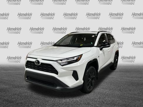 Used 2025 Toyota RAV4 XLE w/ Convenience Package FWD image 8