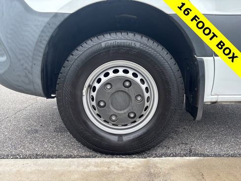 Used 2021 Freightliner Sprinter 3500 image 13