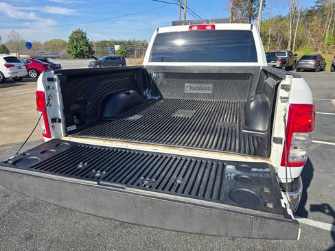 Used 2019 RAM 2500 Big Horn image 6