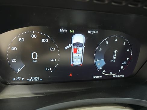 Used 2018 Volvo XC90 T6 Momentum w/ Convenience Package AWD/4WD image 12