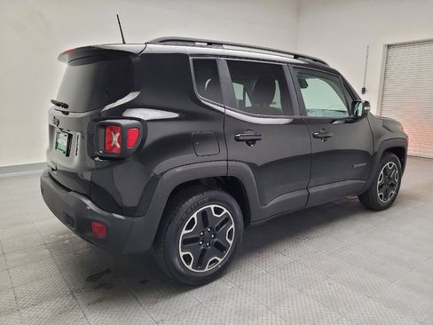 Used 2020 Jeep Renegade Altitude FWD image 9