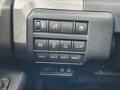 Certified 2025 Toyota 4Runner Trailhunter AWD/4WD image 20