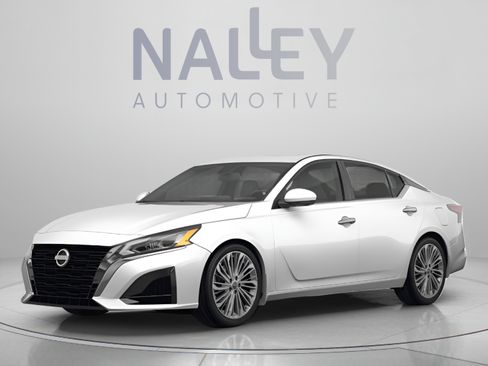 Used 2024 Nissan Altima 2.5 S FWD image 1