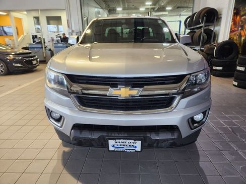 Used 2015 Chevrolet Colorado LT w/ LT Convenience Package image 2