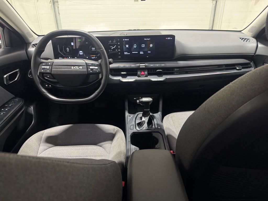 Used 2025 Kia K4 EX FWD image 29