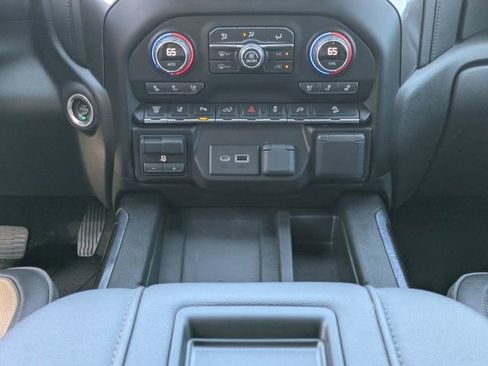 Used 2022 Chevrolet Silverado 2500 LTZ w/ Carhartt Edition image 20