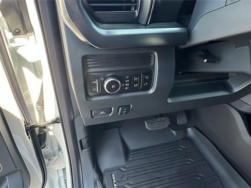 New 2025 Ford F350 Lariat image 34