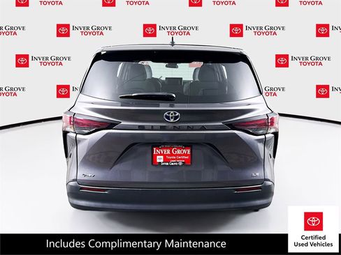 Certified 2025 Toyota Sienna LE image 6