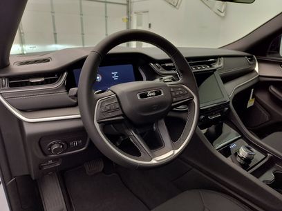 New 2026 Jeep Grand Cherokee L Laredo