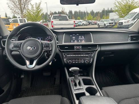Used 2018 Kia Optima LX FWD image 7
