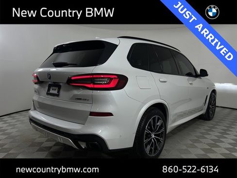 Used 2022 BMW X5 xDrive45e w/ M Sport Package image 7