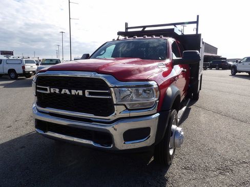 Used 2021 RAM 5500 Tradesman w/ Chrome Appearance Group RWD image 63