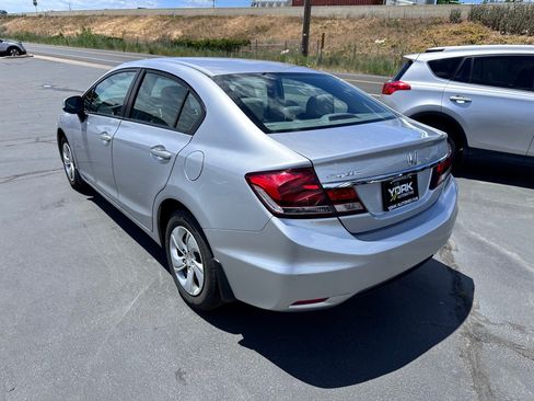 Used 2013 Honda Civic LX image 4